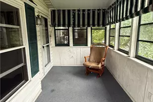 31 Oakview Dr, South Beaver Township, PA 15010 - Photo 3