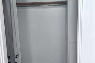 5807 Bartlett St, Pittsburgh, PA 15217 - Photo 9
