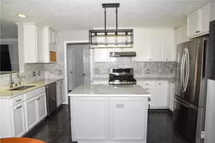 175 Valley View Dr, Rostraver, PA 15012 - Photo 9