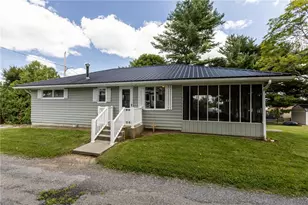 1825 Dixon Way, Patterson Township, PA 15010 - Photo 1