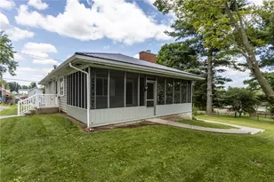 1825 Dixon Way, Patterson Township, PA 15010 - Photo 3
