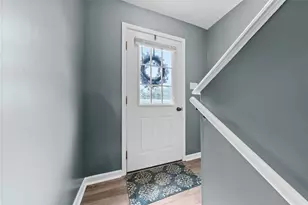 16 Cinque Terra Pl, Finleyville, PA 15332 - Photo 5