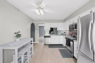 16 Cinque Terra Pl, Finleyville, PA 15332 - Photo 17