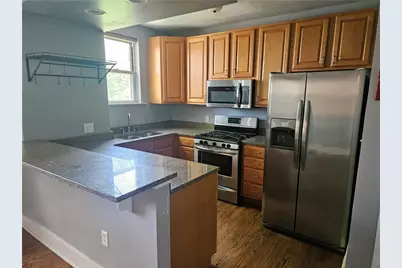 713 Hazelwood Ave, Pittsburgh, PA 15217 - Photo 9