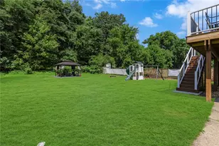1102 Queens Mill Rd, Hopewell Township, PA 15001 - Photo 21