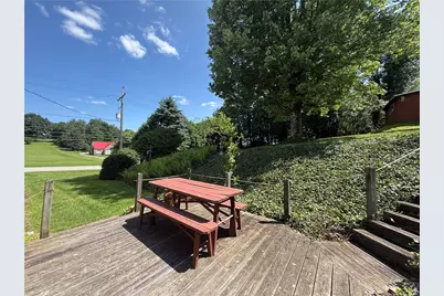 1126 S 6th Street, White Township, PA 15701 - Photo 9