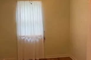 139 Roosevelt Ave, Observatory Hill, PA 15214 - Photo 5