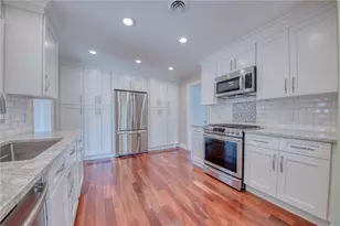 1770 Foxcroft Ln, Pittsburgh, PA 15101 - Photo 17