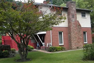 106 Baker Ave, Wilkins Township, PA 15145 - Photo 3