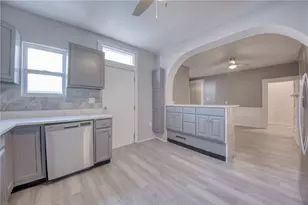 1437 Nixon St, Pittsburgh, PA 15233 - Photo 11