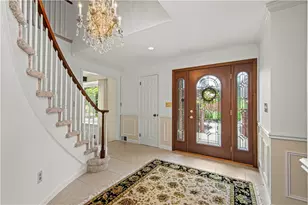 2665 Gloucester Dr, Pittsburgh, PA 15241 - Photo 9