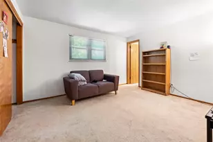 538 Newport Dr, Hempfield Township, PA 15601 - Photo 19