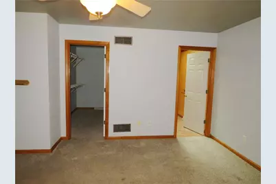 113 Kilarney Dr, Hempfield Township, PA 15639 - Photo 13