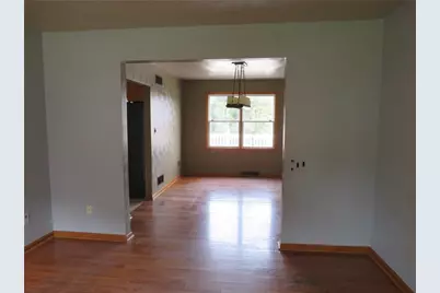 113 Kilarney Dr, Hempfield Township, PA 15639 - Photo 5