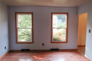 113 Kilarney Dr, Hempfield Township, PA 15639 - Photo 5