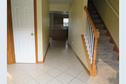 113 Kilarney Dr, Hempfield Township, PA 15639 - Photo 3