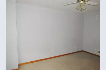 113 Kilarney Dr, Hempfield Township, PA 15639 - Photo 11