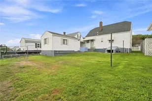 207 Westwood Ave, Masontown, PA 15461 - Photo 35