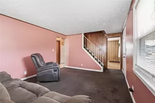 207 Westwood Ave, Masontown, PA 15461 - Photo 7