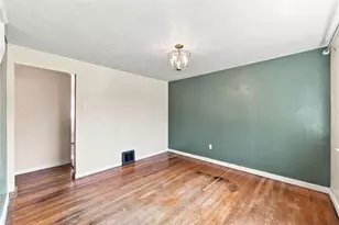 86 Glenview Ave, Greensburg, PA 15601 - Photo 9