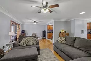 162 Thorn St, Oaklahoma Boro, PA 15613 - Photo 19