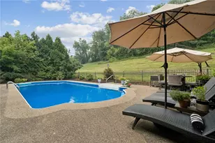 8 Crystol Ct, Penn Twp, PA 15642 - Photo 33