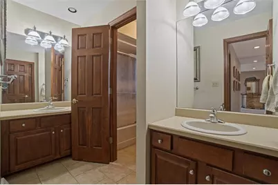 1000 Fawn Valley Dr, Cecil, PA 15317 - Photo 29