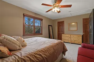 1000 Fawn Valley Dr, Cecil, PA 15317 - Photo 29