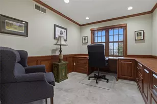 1000 Fawn Valley Dr, Cecil, PA 15317 - Photo 21