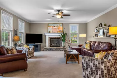 124 Majestic Dr, Cranberry Township, PA 16046 - Photo 15