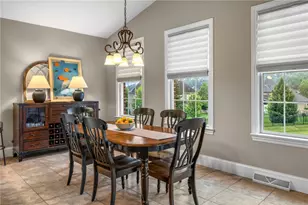 124 Majestic Dr, Cranberry Township, PA 16046 - Photo 11