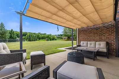 124 Majestic Dr, Cranberry Township, PA 16046 - Photo 25