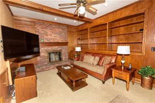 175 Ellsworth St, California, PA 15419 - Photo 9