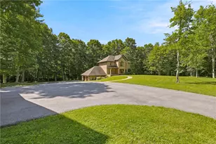 389 Stepping Stone Rd, Somerset Township, PA 15501 - Photo 3