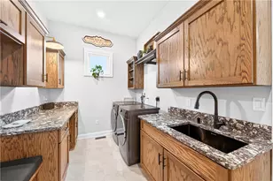 2025 Froman Dr, Economy, PA 15005 - Photo 21