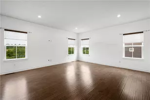 250 Regency Dr, North Strabane, PA 15330 - Photo 11