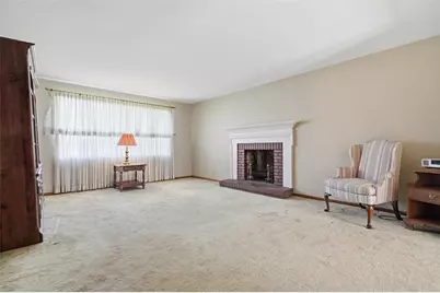 38 Jefferson Ave, Monessen, PA 15062 - Photo 7