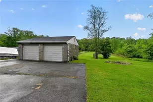 2975 Leechburg Rd, Pittsburgh, PA 15239 - Photo 17