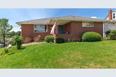 1522 Oak St, Greensburg, PA 15601 - Photo 1