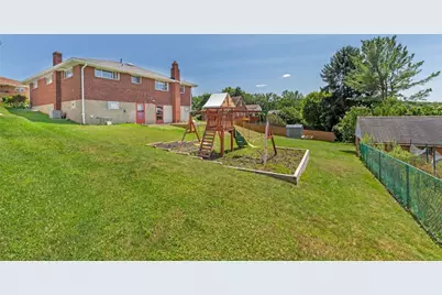 1522 Oak St, Greensburg, PA 15601 - Photo 33