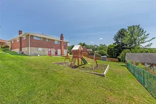 1522 Oak St, Greensburg, PA 15601 - Photo 33