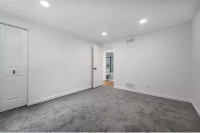 251 Kittanning Pike, Pittsburgh, PA 15215 - Photo 27