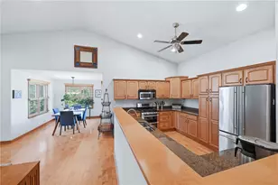 673 Chesapeake Ct, Hermitage, PA 16148 - Photo 11