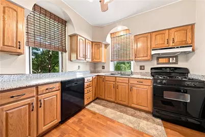1329 Anderson Rd, Pittsburgh, PA 15209 - Photo 9