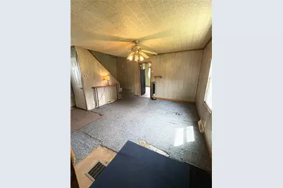 1303 1st Ave, Koppel, PA 16136 - Photo 9