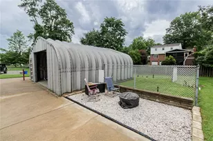 557 Beatty Rd, Monroeville, PA 15146 - Photo 35