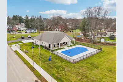 3204 Maple Crest Court, Twp of But SW, PA 16001 - Photo 3
