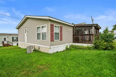 736 Regent Dr, Chartiers, PA 15301 - Photo 3