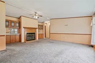 736 Regent Dr, Chartiers, PA 15301 - Photo 11