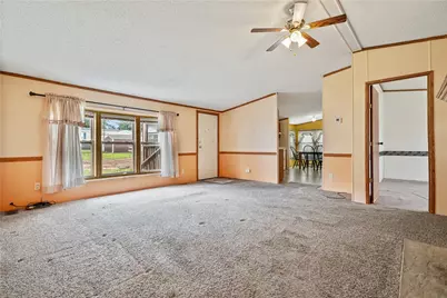 736 Regent Dr, Chartiers, PA 15301 - Photo 13